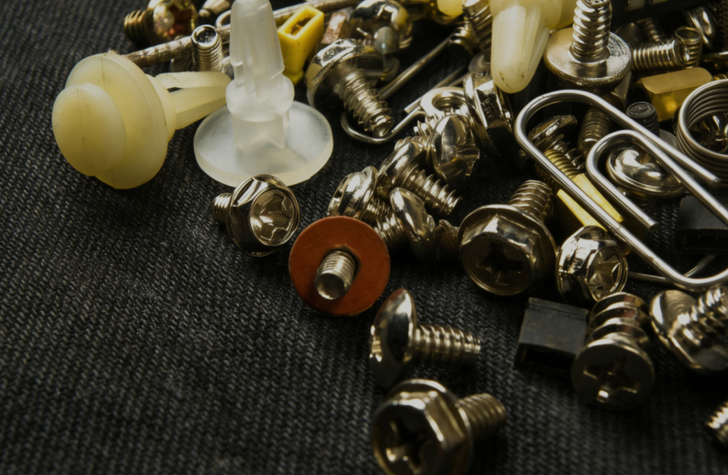 高端精密零部件服务商