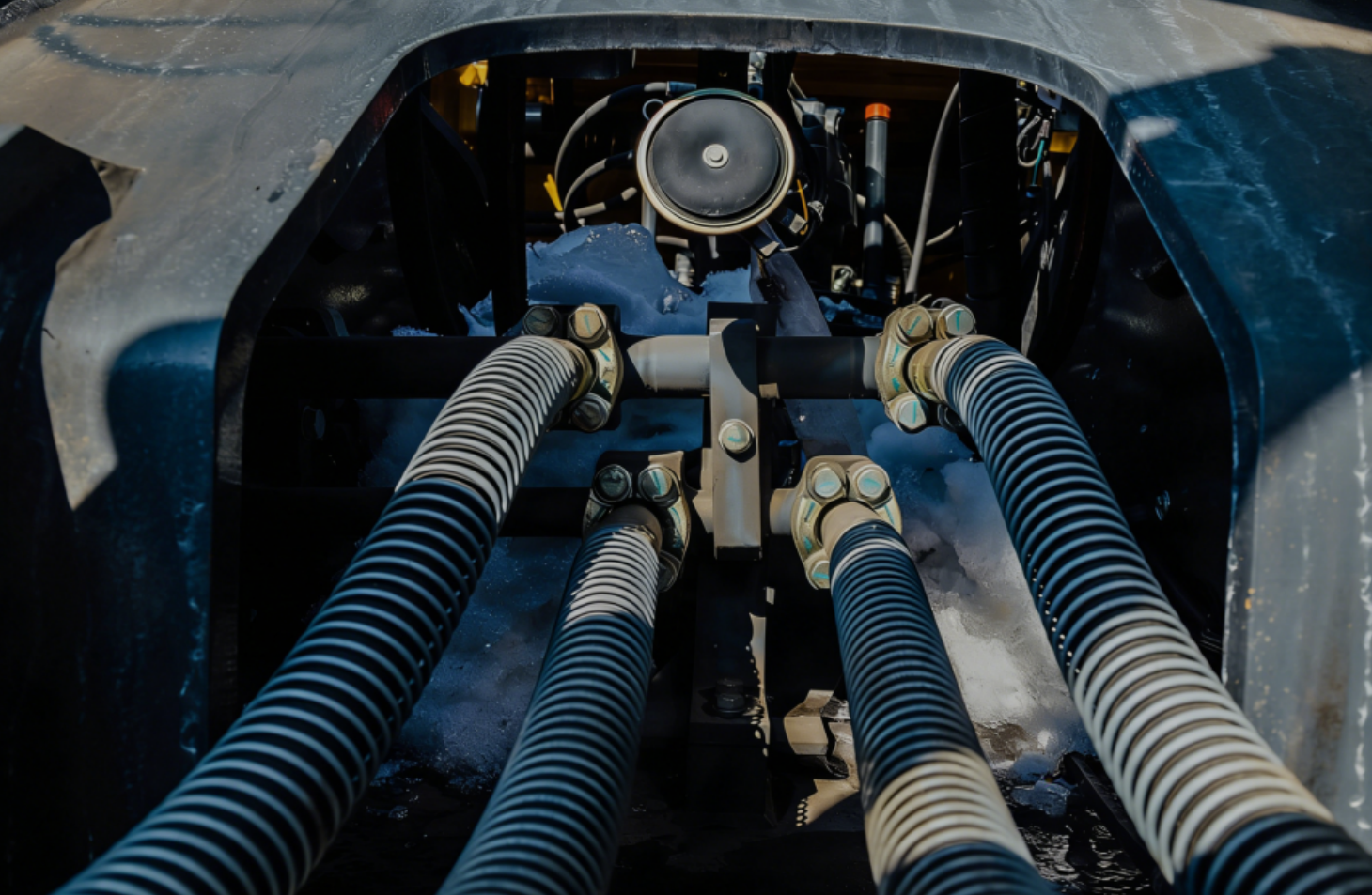 高端精密零部件服务商