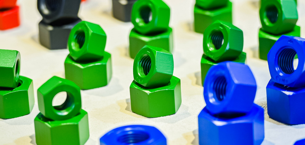 全球紧固件市场格局分化，区域产业转移