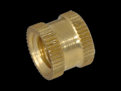 F型 滚花无凸肩, 带通孔螺纹, 用于热塑性塑胶及