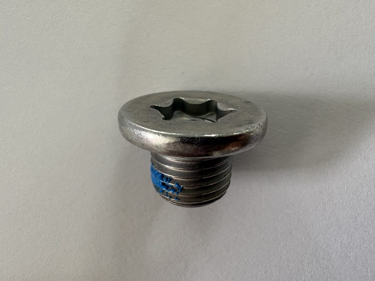 Torx pan head screws — product photo