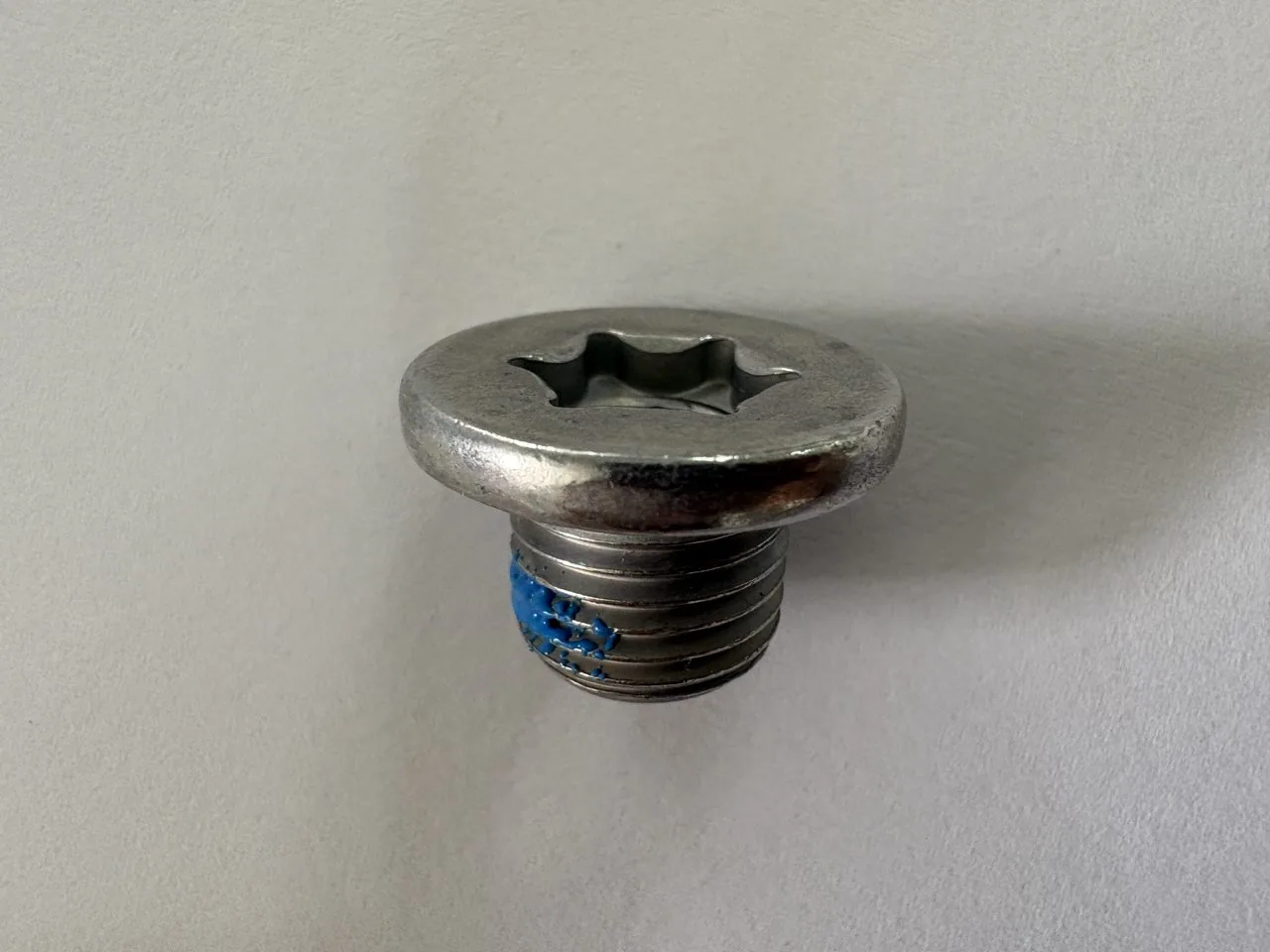 Torx pan head screws — product photo